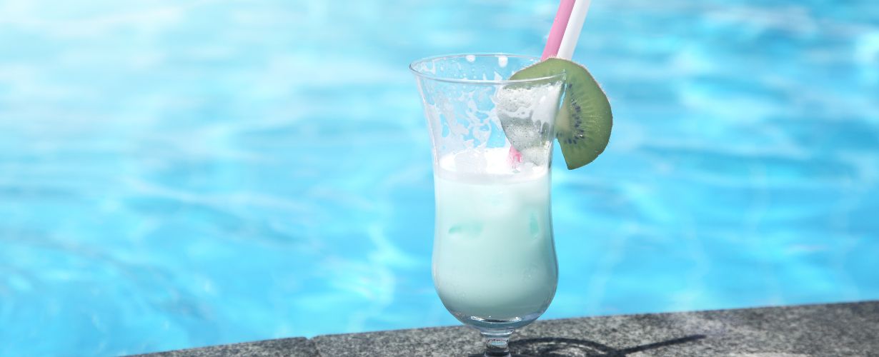 Space-Saving Design with Cocktail Pools