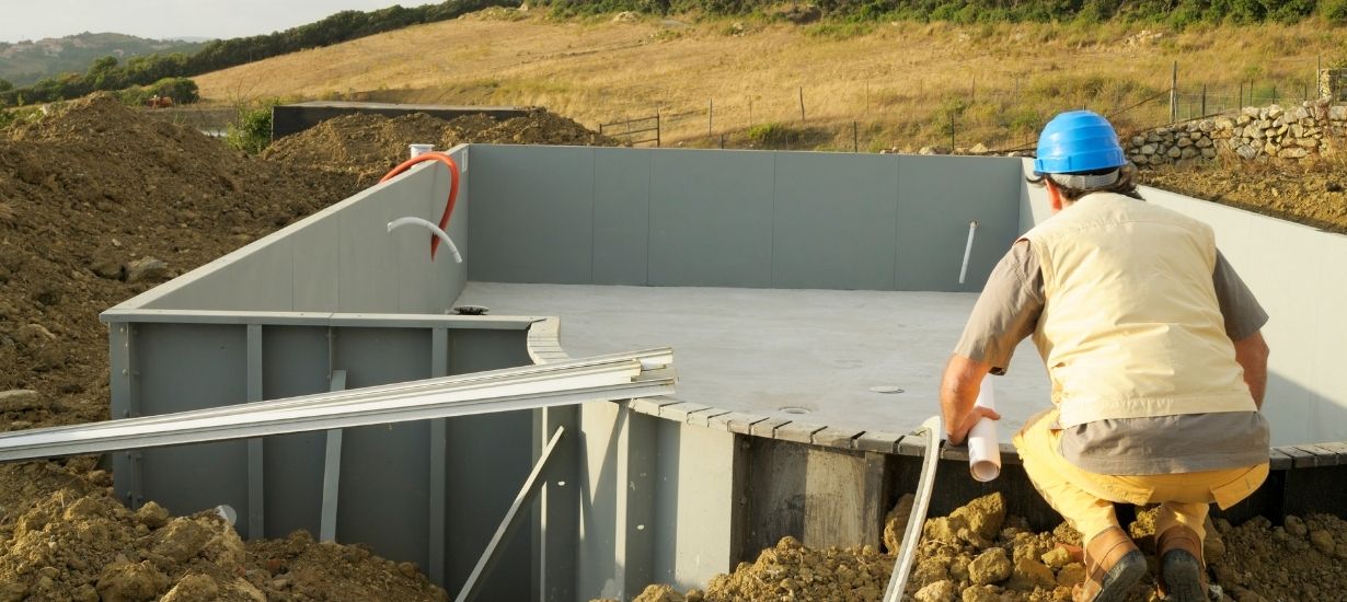 Hire the Right Pool Contractor