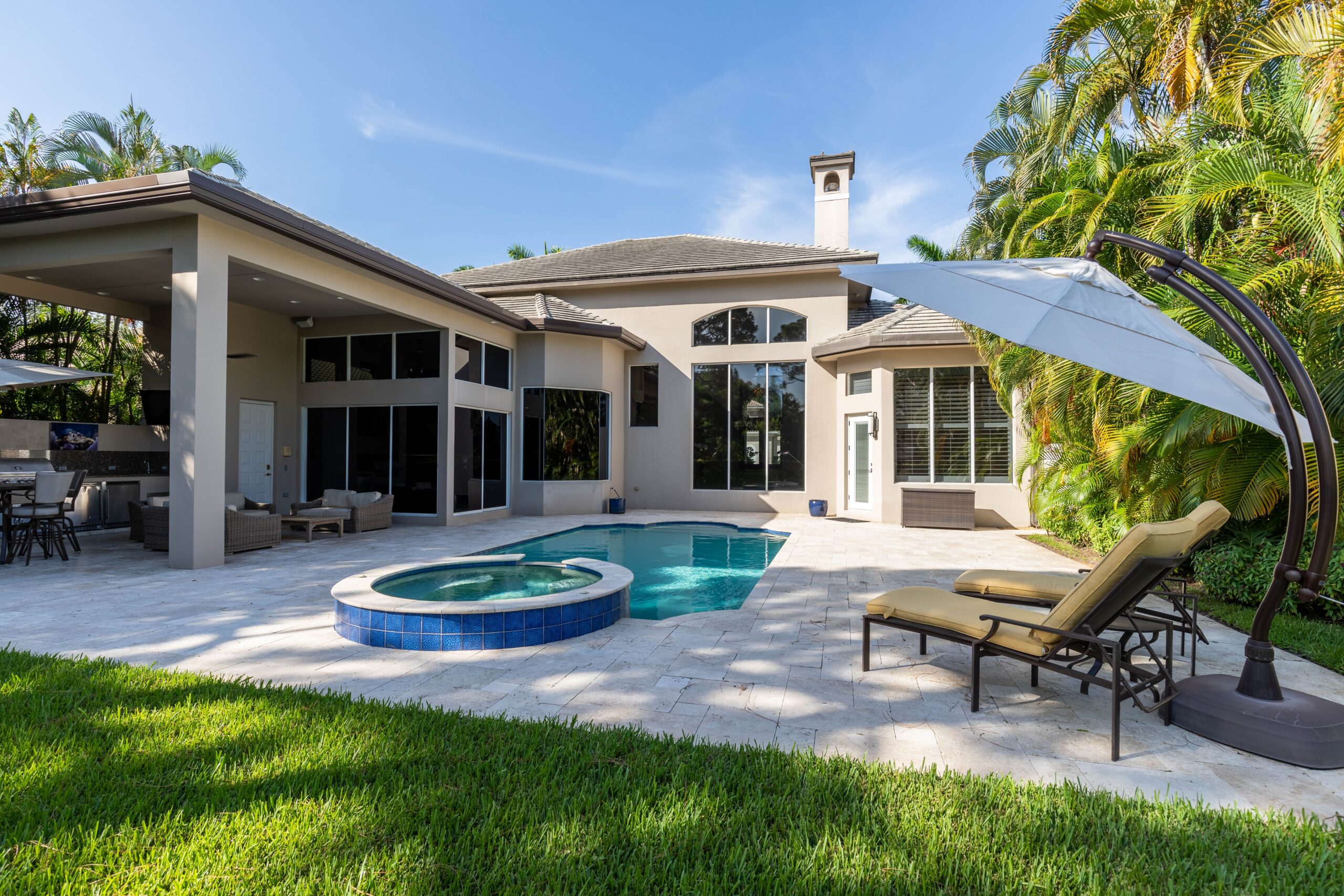 Average Cost Of Resurfacing A Pool