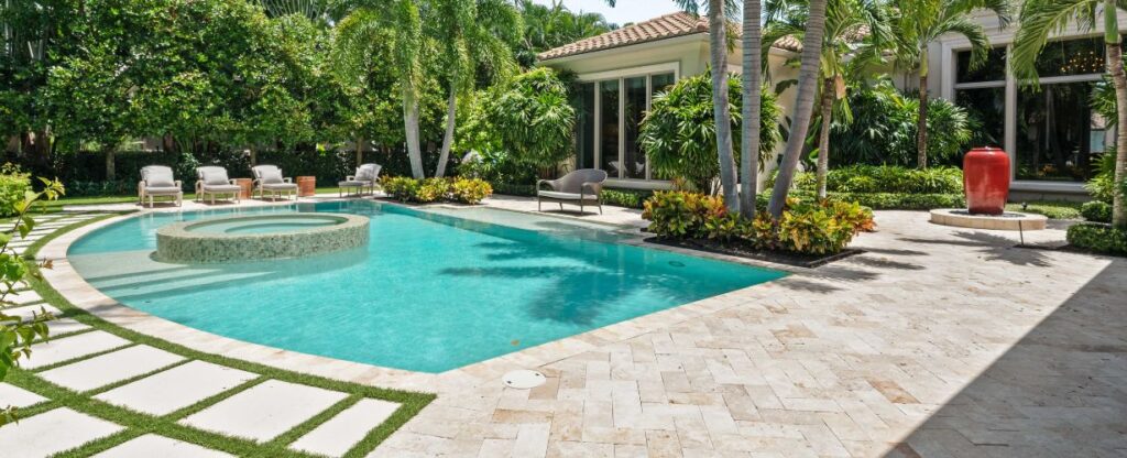 Cost of Pool Cleaning Services