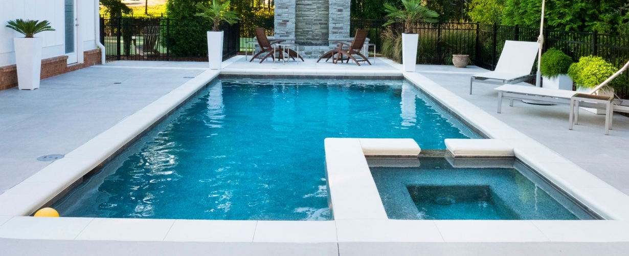 Gunite vs. Fiberglass vs. Vinyl Liner