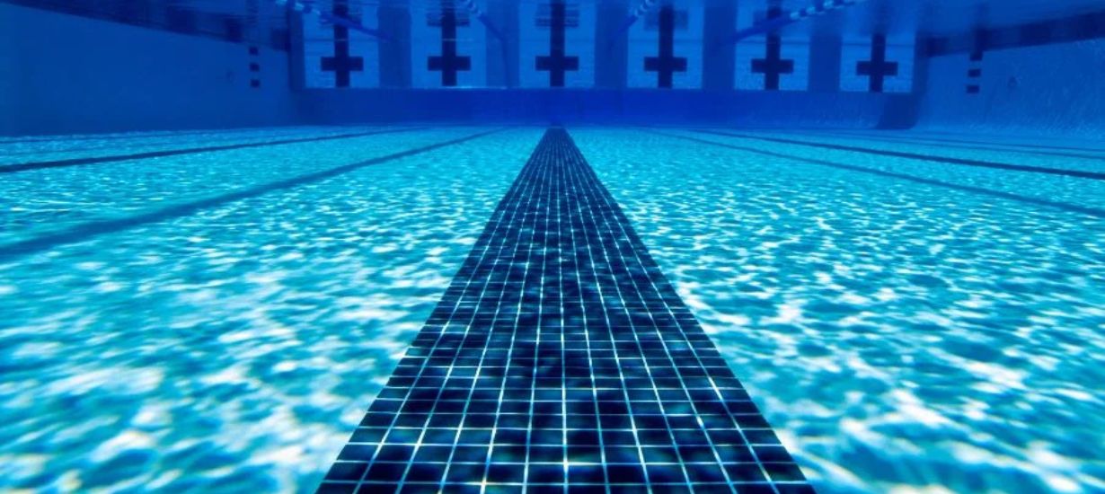 Glass Tile Mosaics That Shimmer