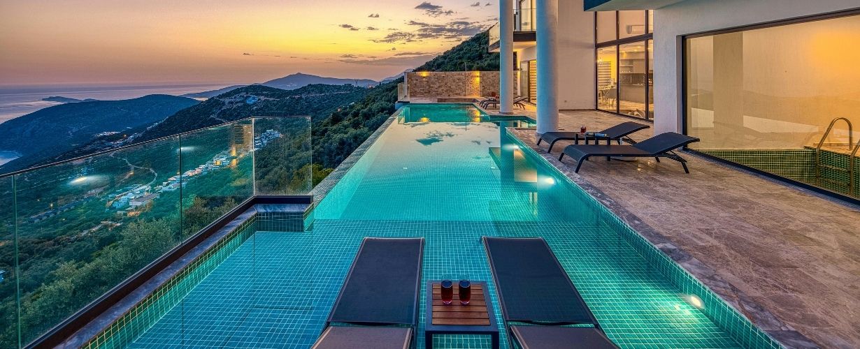 When Infinity Pools Make Perfect Sense