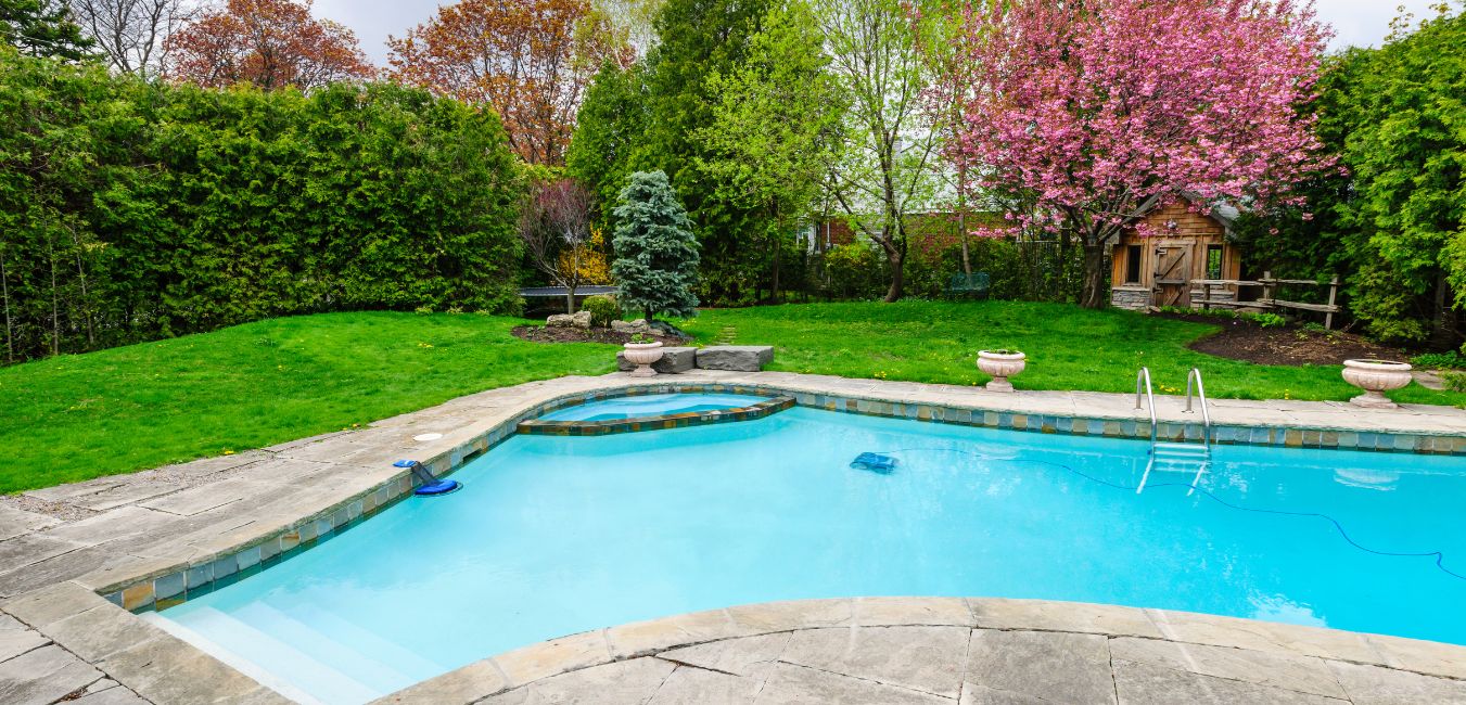 Right Pool Contractor