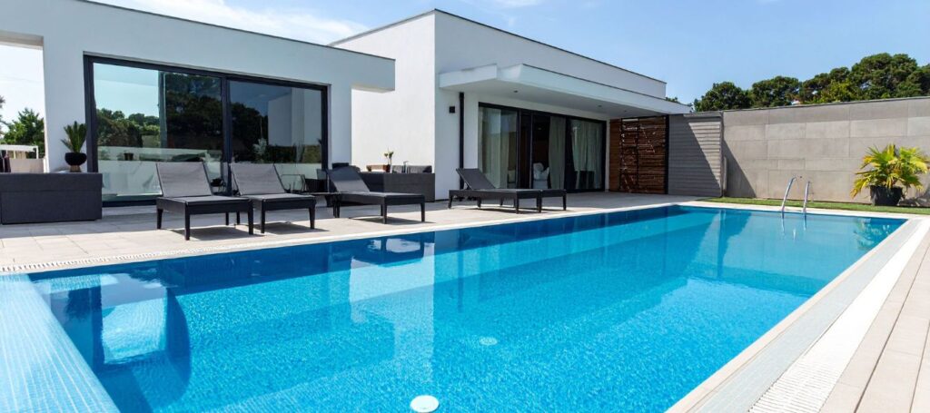 Cloudy Pool