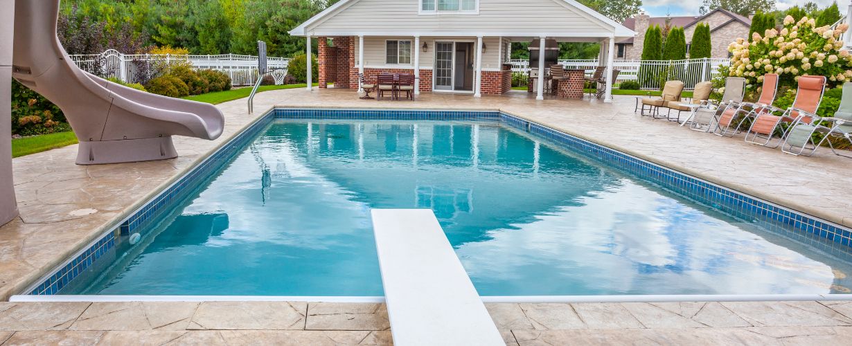 Why Florida Pools Crack More Often