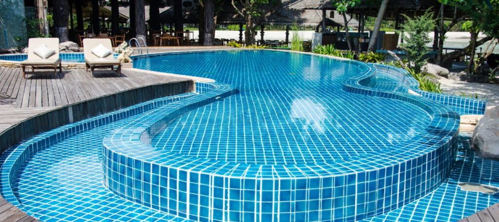 Best Time of Year to Build a Pool